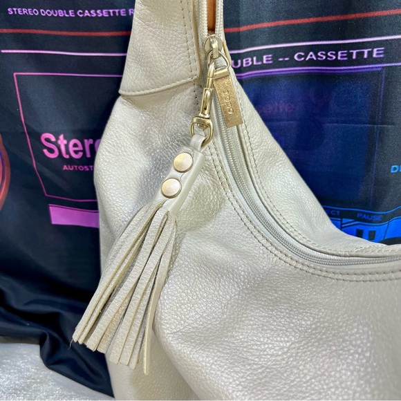 HOBO INTERNATIONAL Slouch Metallic Silver/Grey Shoulder Bag Purse - Picture 4 of 10